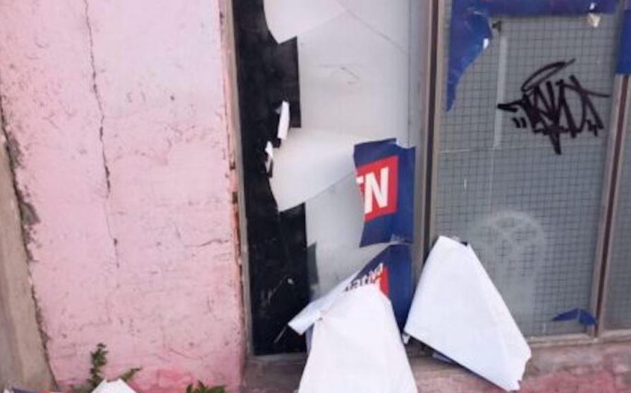 Demolohet shtabi i VLEN në Lagjen e Trimave në Kumanovë