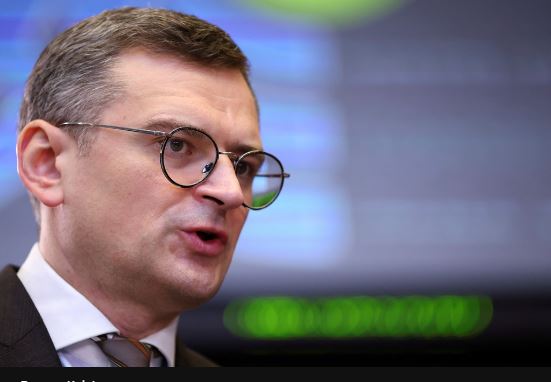 Aleatët e NATO-s bien dakord të gjejnë sisteme të mbrojtjes ajrore për t'i dërguar në Ukrainë