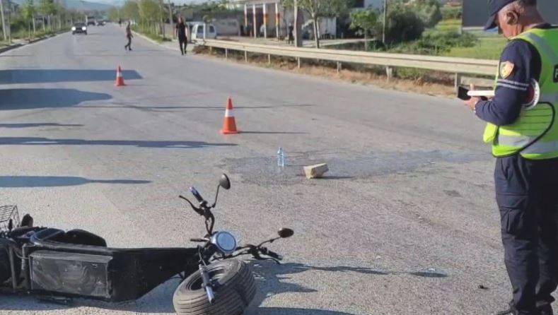 Aksident në rrugën Lushnjë – Berat, lëndohet një 62-vjeçar