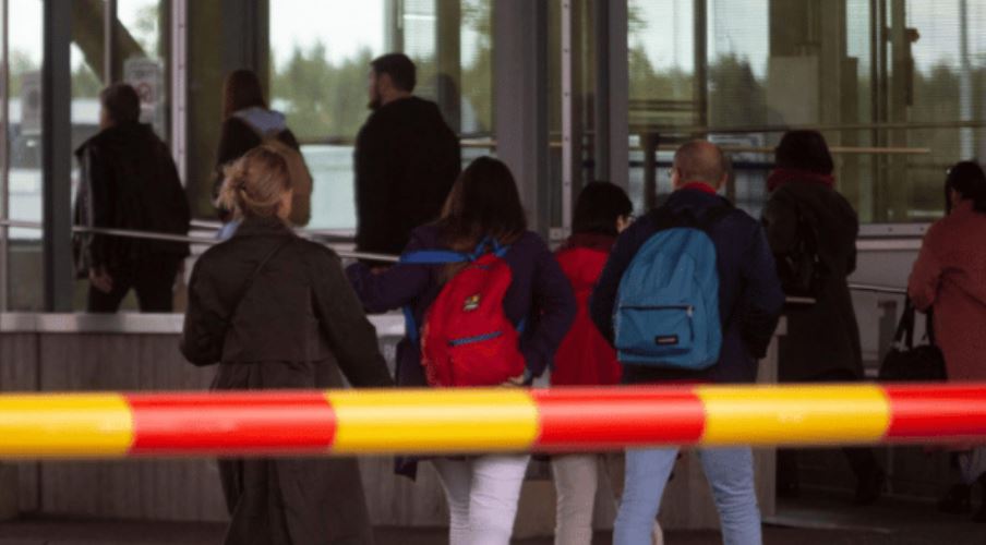 Finlanda do të zgjasë mbylljen e kufirit me Rusinë