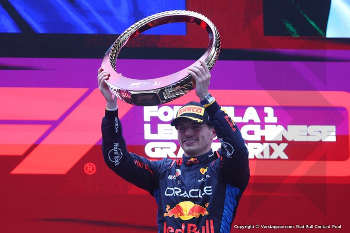 Verstappen fiton garën e Kinës në Formula 1 (VIDEO)