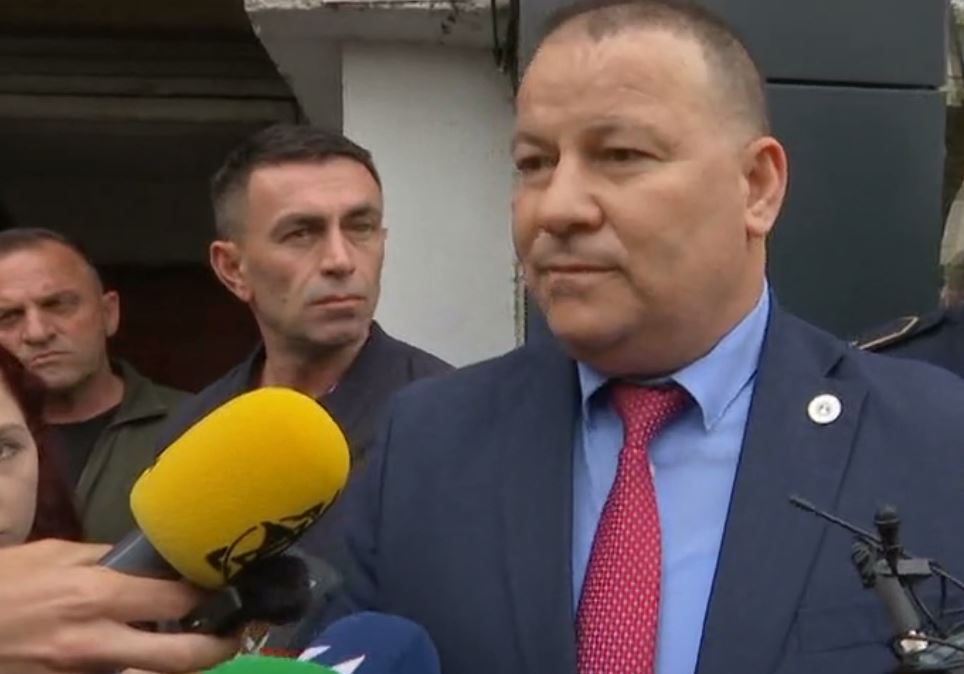 Vrasja e gruas në Pejë, drejtori i Policisë: Të gjithë njerëzit që kryejnë akte të tilla duhet të marrin dënimin e merituar