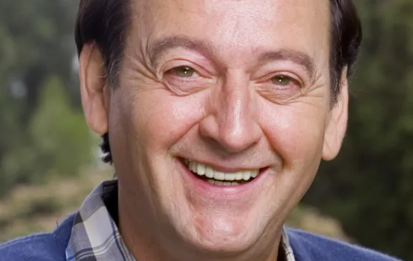 Vdes aktori, Joe Flaherty