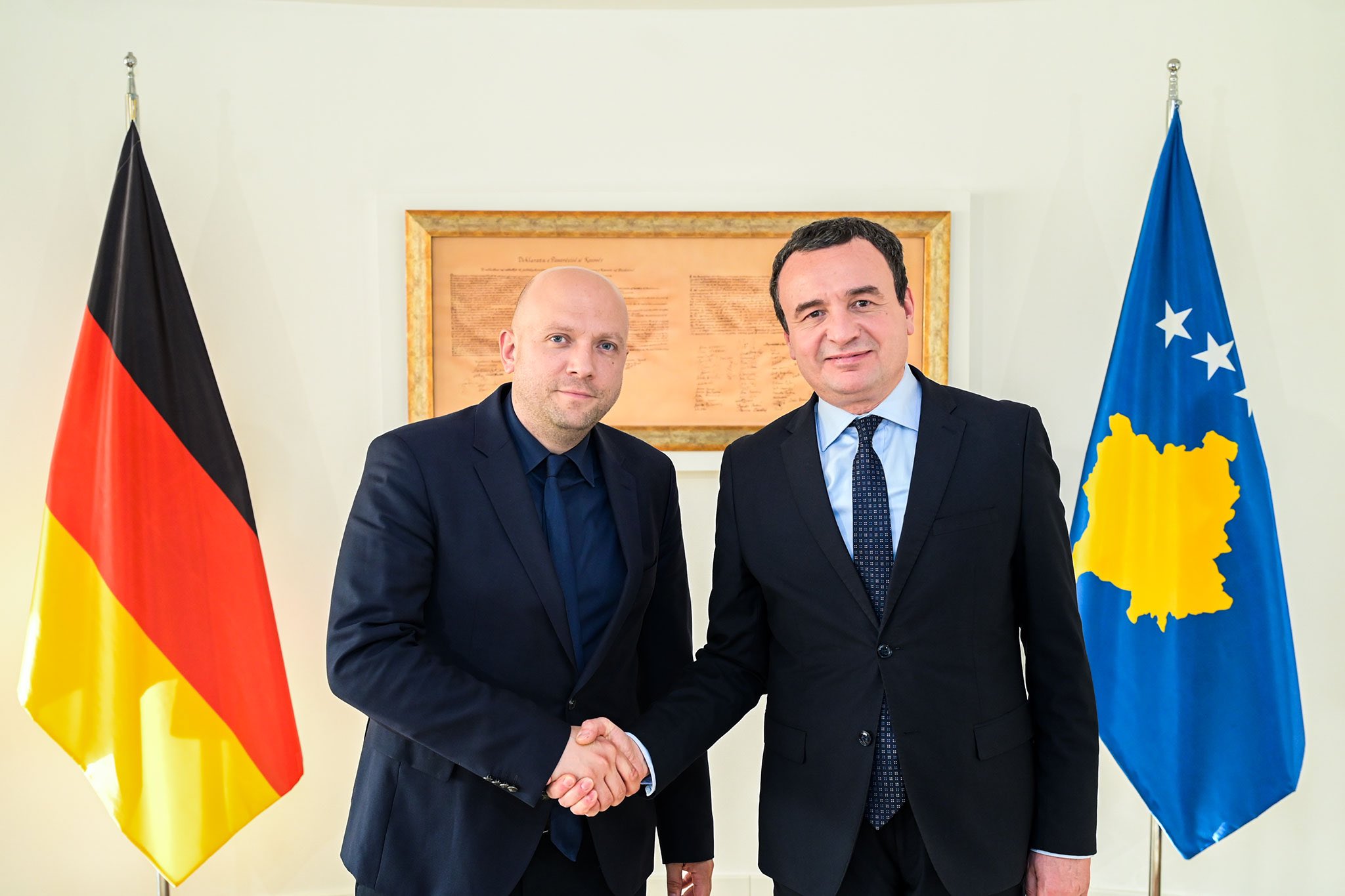 Kurti takohet me Sarrazinin, Zulfaj: Kemi zgjidhje kompromisi për CEFTA, por Serbia e ka kushtëzuar