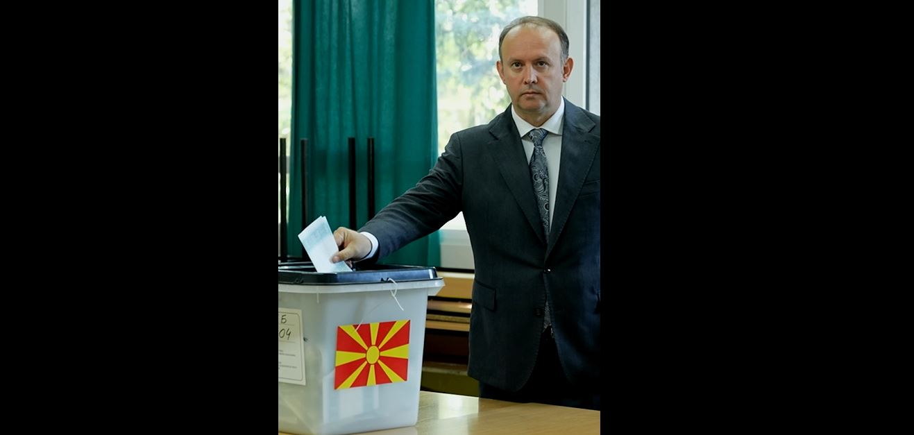 Afrim Gashi zgjidhet kryetar i Kuvendit të Maqedonisë së Veriut