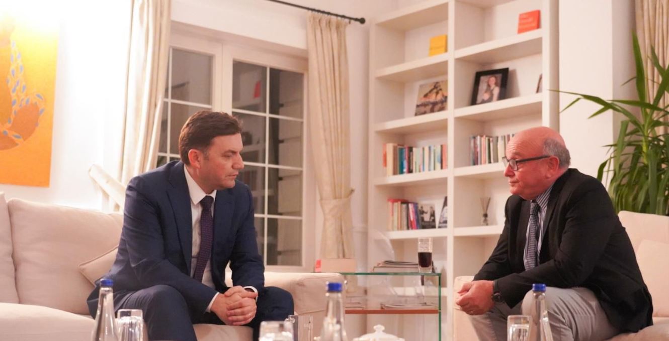 Osmani takohet me Peach: Do të kemi mbështetje afatgjate nga Britania në rrugën drejt BE-së
