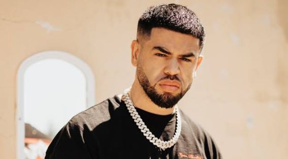 Noizy tregon se e ka shtyrë mbajtjen e koncertit në Tiranë