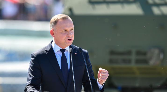 Polonia gati të presë armë bërthamore