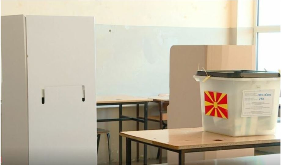 Zgjedhjet në Maqedoni të Veriut, dalja deri në orën 15:00 është 35,89 për qind