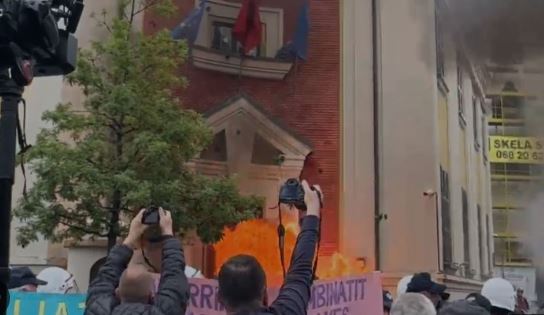 ShBA dhe BE-ja dënojnë protestën e organizuar nga Rithemelimi dhe Partia e Lirisë në Tiranë