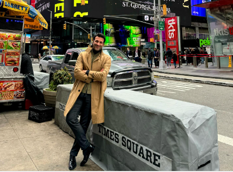 Koncerti në Amerikë, Ramë Lahaj shfaqet në billbordin e Time Square