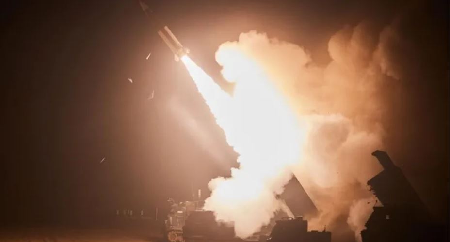 ShBA i jep fshehurazi Kievit raketa me rreze të gjatë veprimi