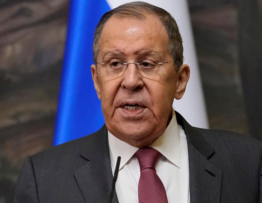 Rusia paralajmëron përplasje të drejtpërdrejtë me Perëndimin për Ukrainën
