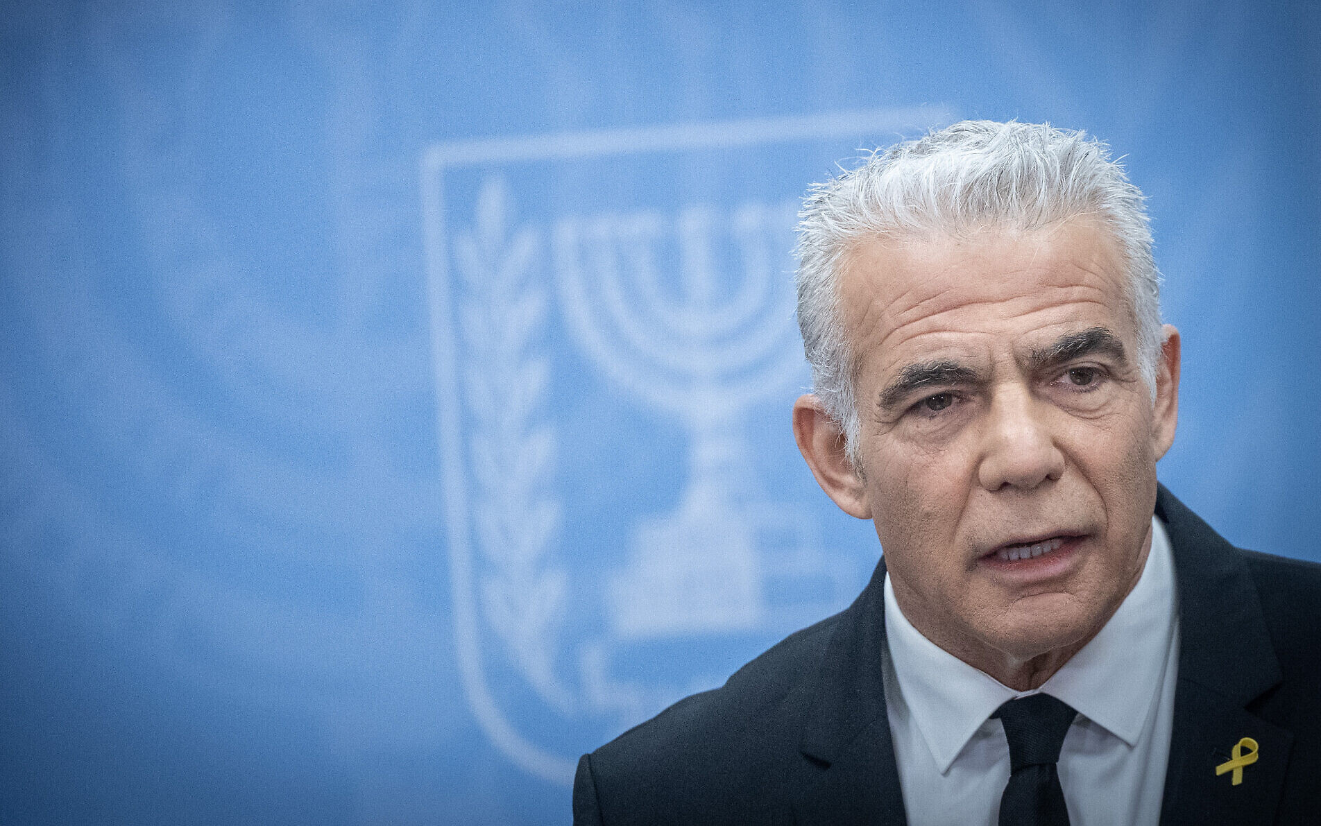 Udhëheqësi i opozitës izraelite i kërkon Netanyahut ta pranojë marrëveshjen e propozuar nga Amerika