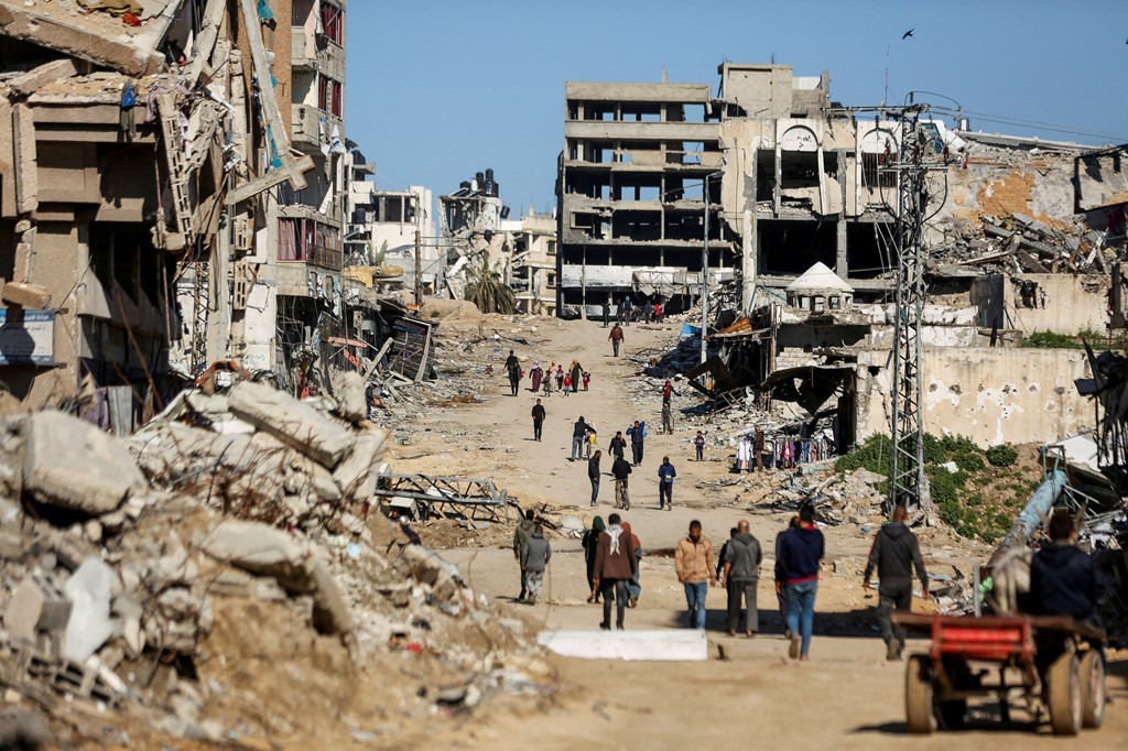 Ushtria izraelite ripërsërit paralajmërimet për palestinezët që të mos kthehen në veri të Gazës