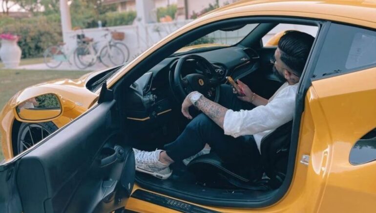 Iu dogj ferrari - Mbrojtësi shqiptar, Elseid Hysaj shpëton nga aksidenti