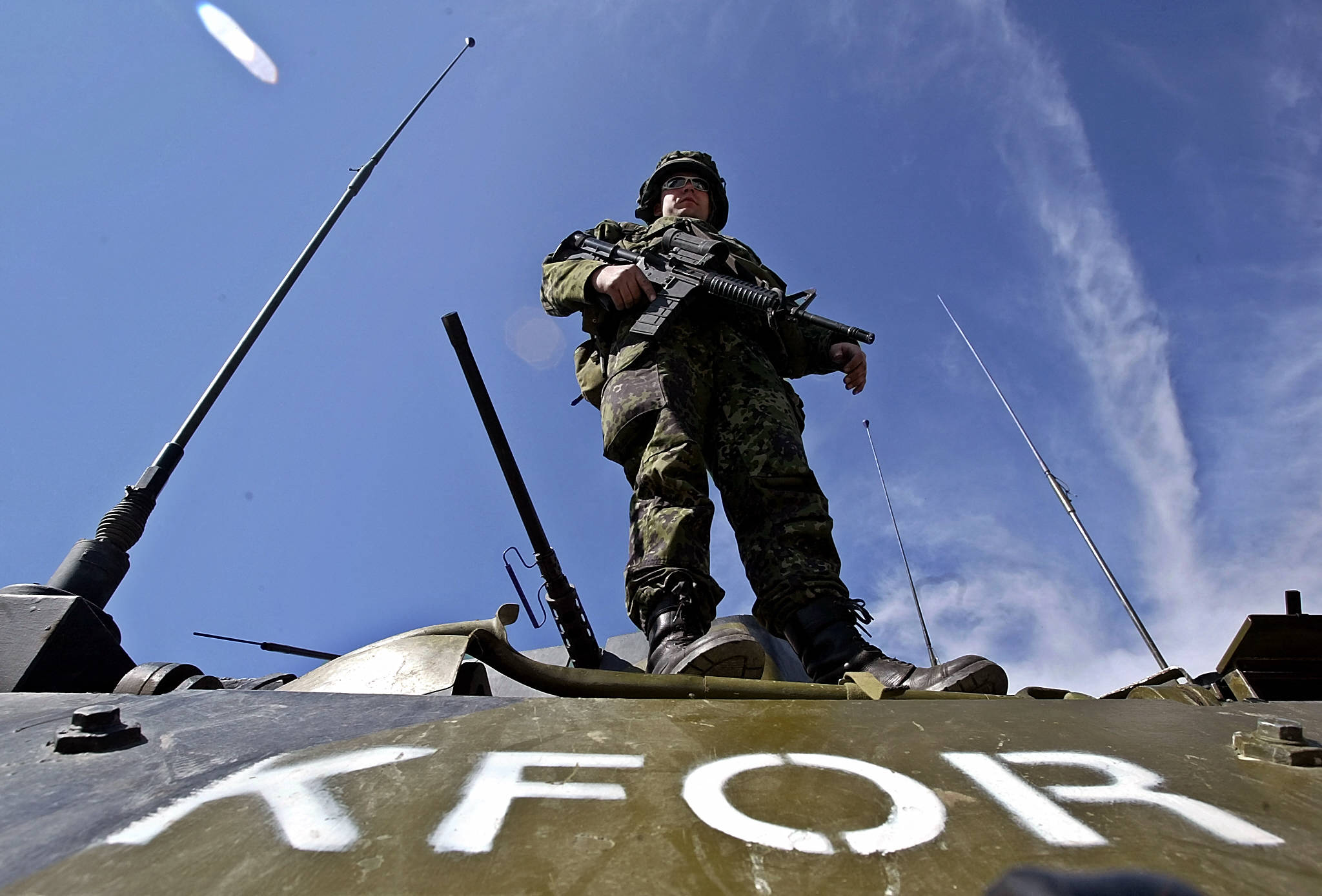 kfor kosovo serbia