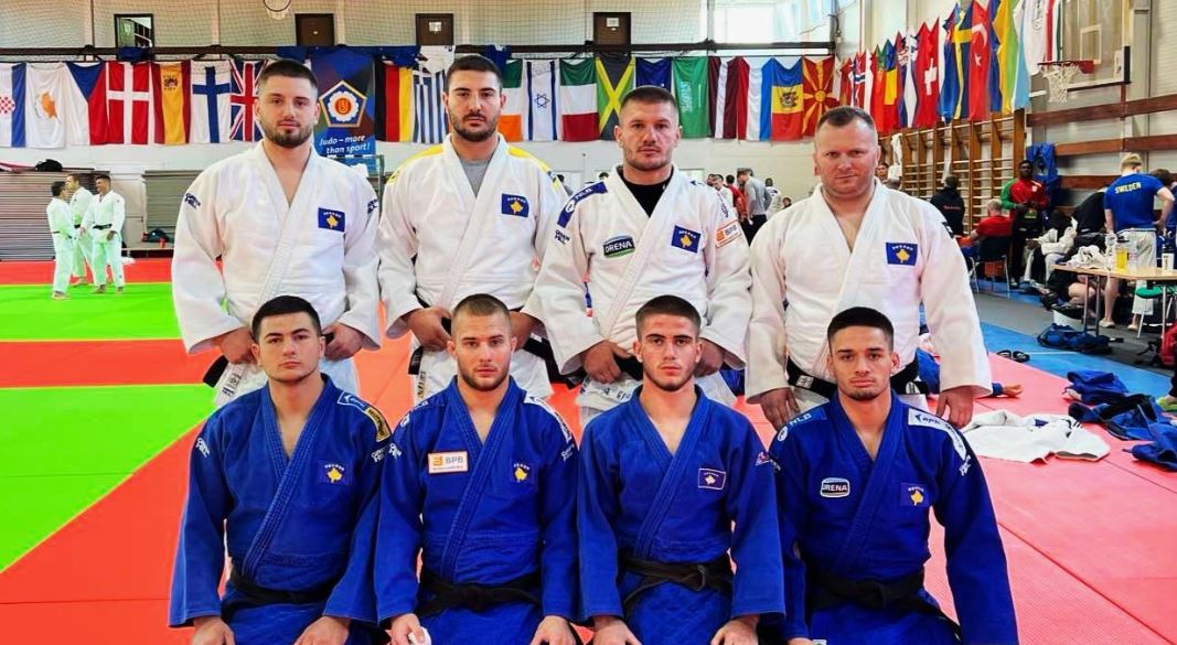 Xhudistët kosovarë marrin pjesë në Kampin Stërvitor Olimpik në Tata të Hungarisë