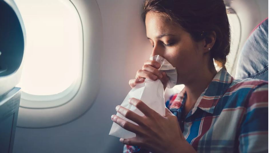 Në aeroplanin për Frankfurt 70 pasagjerë filluan të villnin përnjëherë, deklarohet kompania "Condor Airlines"