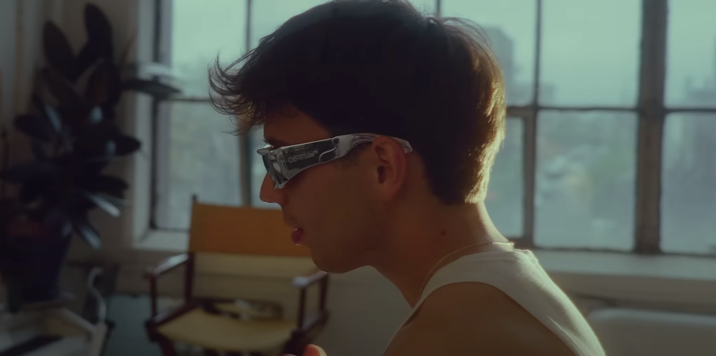 “Rrakata”, thotë Blerando në këngën e re (VIDEO)