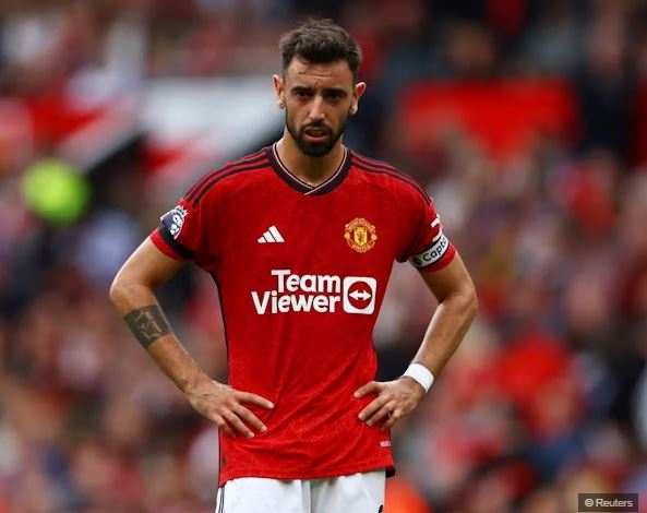 Erik ten Hag shpjegon mungesën e Bruno Fernandes kundër Arsenalit