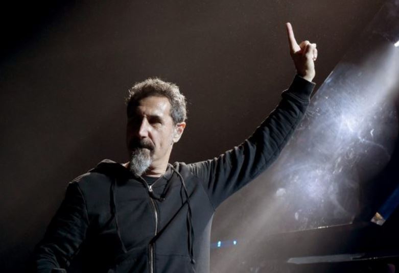 Serj Tankian  Bendi kishte filluar ta kërkonte këngëtarin e ri që nga 2018 ta