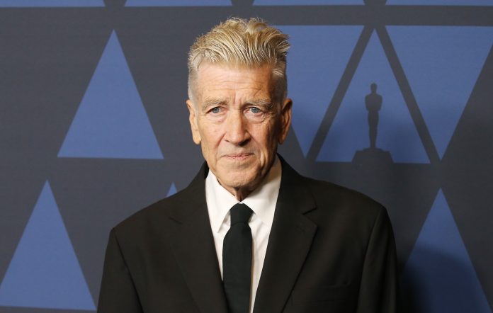 David Lynch zbulon se vuan nga emfizema, heq dorë nga sheshxhirimi