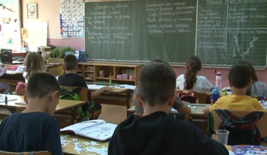 Sindikata e Arsimit në Maqedoni të Veriut kërkon ndryshime në programin arsimor