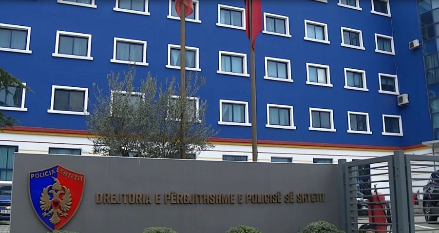 Tiranë: E ngacmoi seksualisht dhe e kërcënoi me thikë një grua, shpallet në kërkim i dyshuari