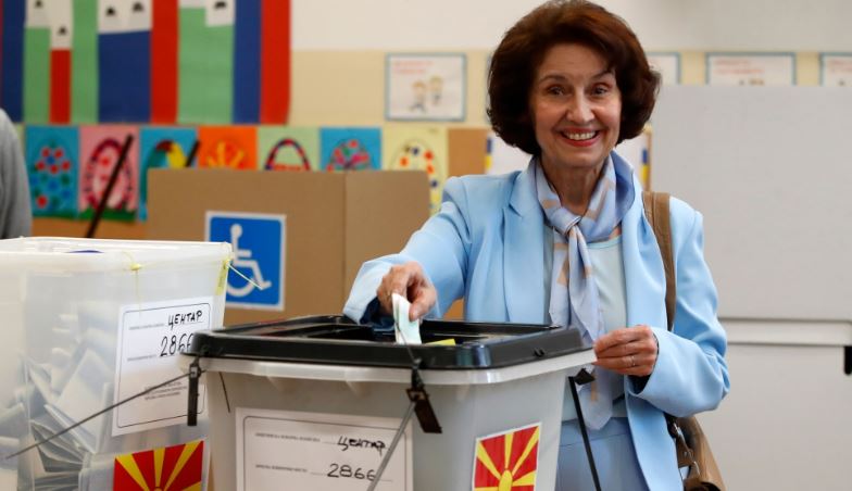 BE-ja përgëzon Siljanovska-Davkovën, pasi u zgjodh presidente në Maqedoni të Veriut