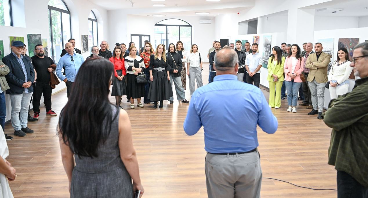 Hapet ekspozita 'PoDuArtColony' në Galerinë e Arteve