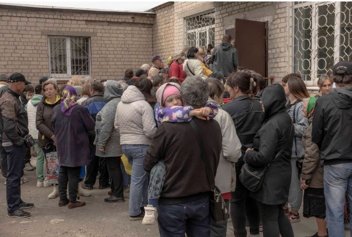 Ukrainë: Mbi 7 mijë njerëz evakuohen nga rajoni i Kharkiv