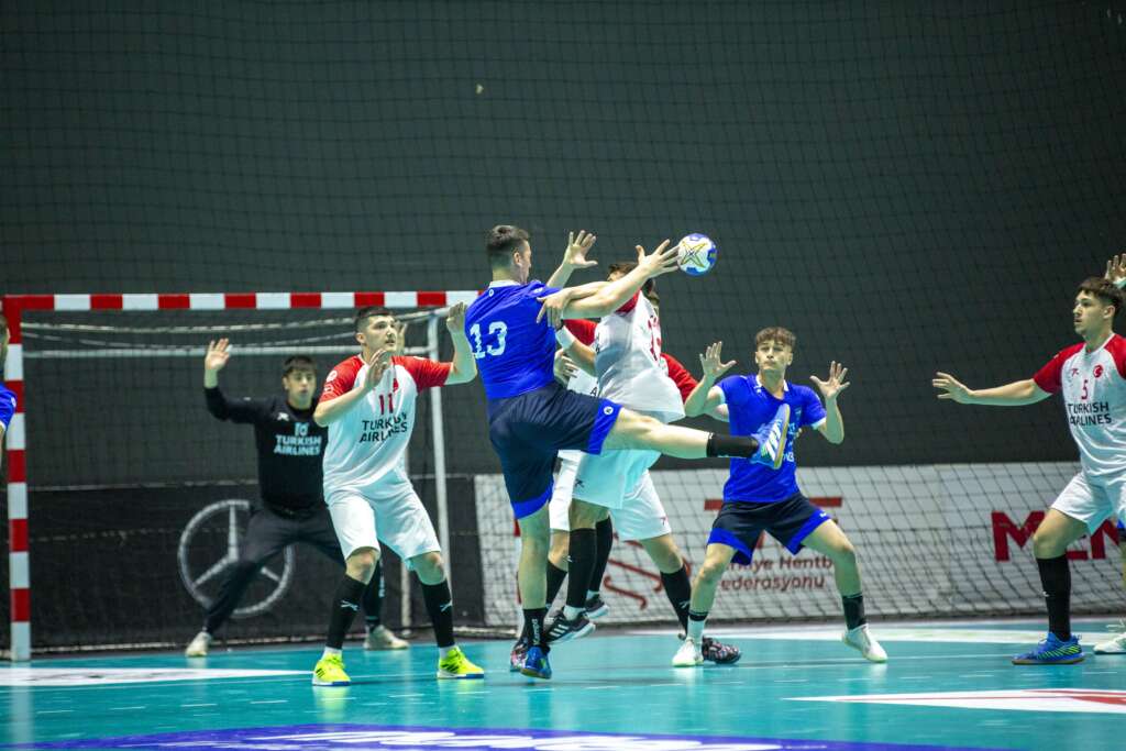 Kombëtarja U18 në hendboll mposhtet nga Turqia