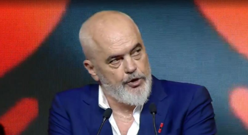 Rama: Kadareja nuk na e ka borxh t'ia ndalojmë vetminë e tij