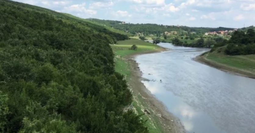 Shkodër: Zhduket nëna me tre fëmijë, dyshohet se u mbytën