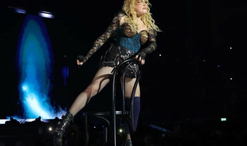 Madonna thyen rekordet në Brazil