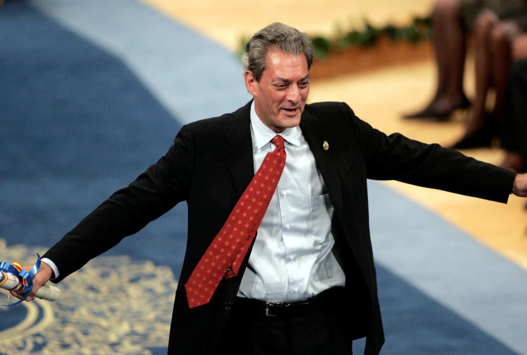 Vdes shkrimtari amerikan Paul Auster