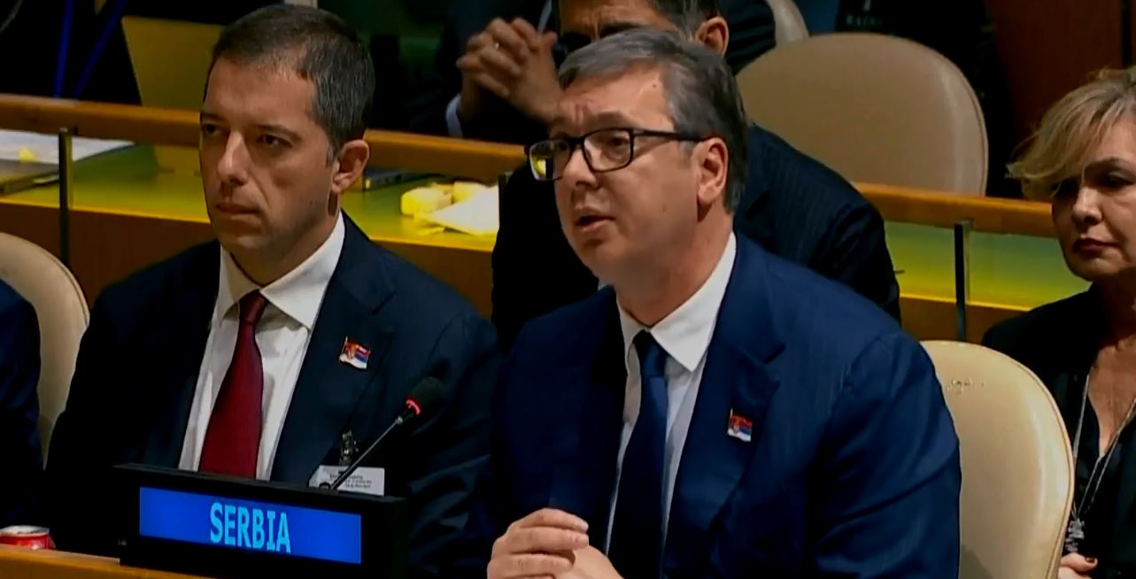 Vuçiq kundër rezolutës për Srebrenicën në OKB: Nuk sjell pajtim në rajon