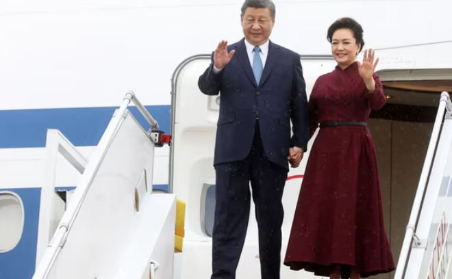Xi Jinping mbërrin në Francë me konfliktin tregtar të Ukrainës dhe BE-së në krye të agjendës