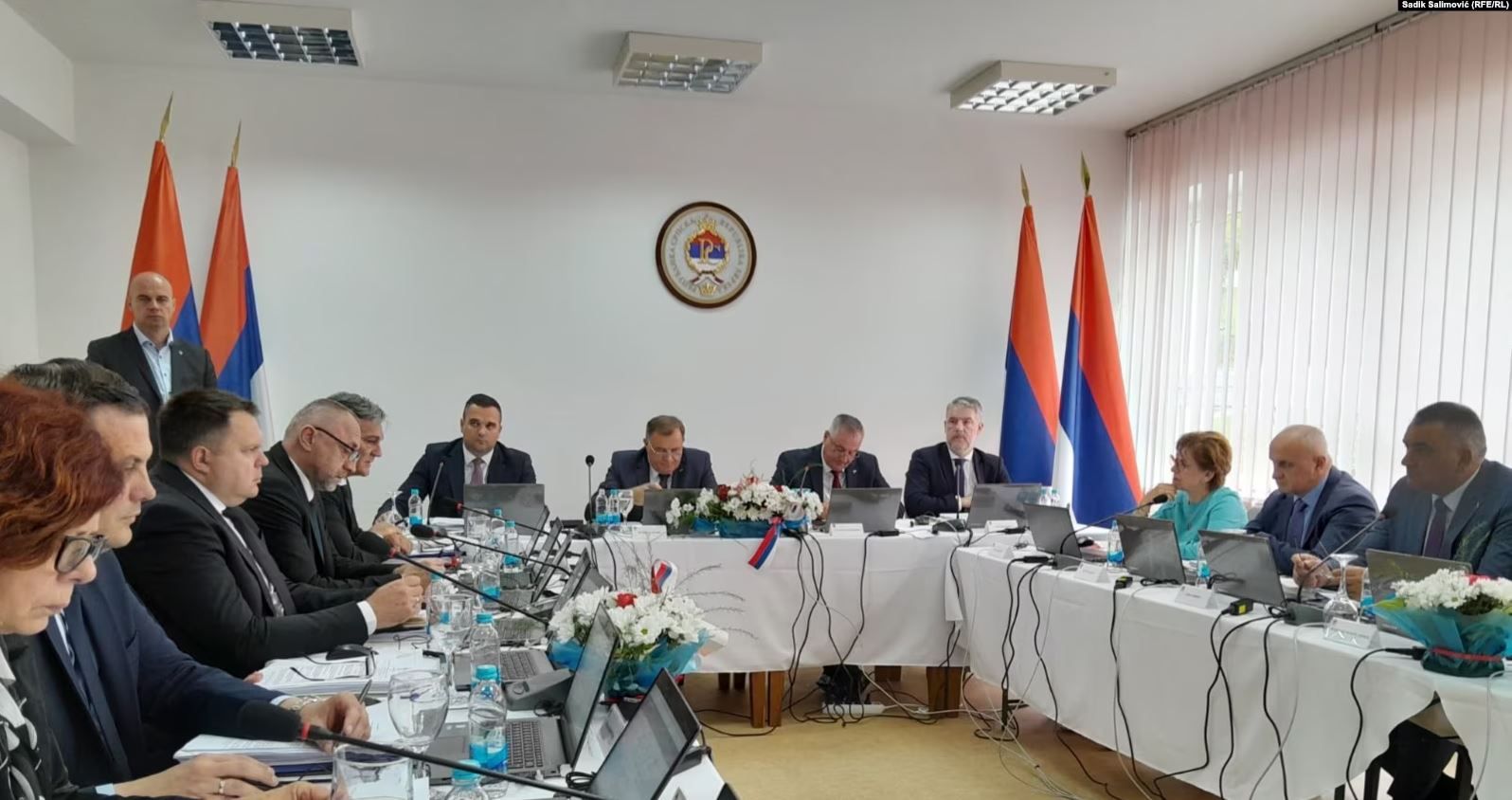 Republika Sërpska ofron marrëveshje për "ndarje paqësore" në Bosnje dhe Hercegovinë