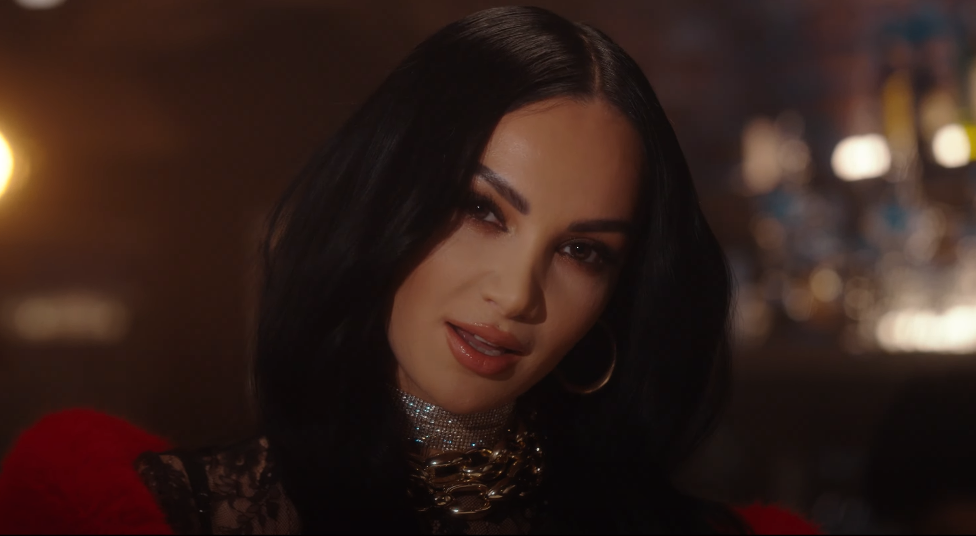 “Dime” thotë Samanta në këngën e re