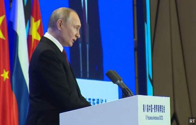 Putin: Rusia gati të furnizojë Kinën me energji të pastër