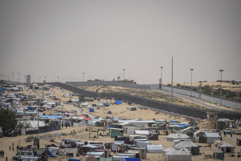 Raportohet se zyrtarët amerikanë, egjiptianë dhe izraelitë do të diskutojnë të dielën për rihapjen e kalimit Rafah