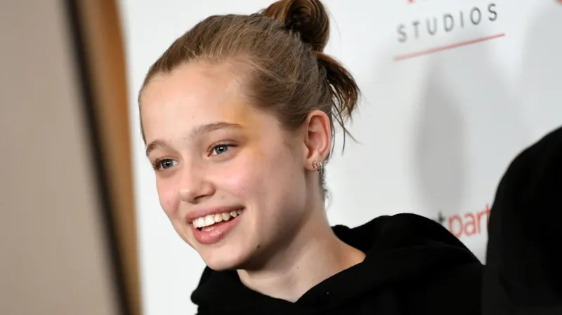 Vajza e Jolie dhe Pitt, Shiloh, kërkon ndryshimin e mbiemrit