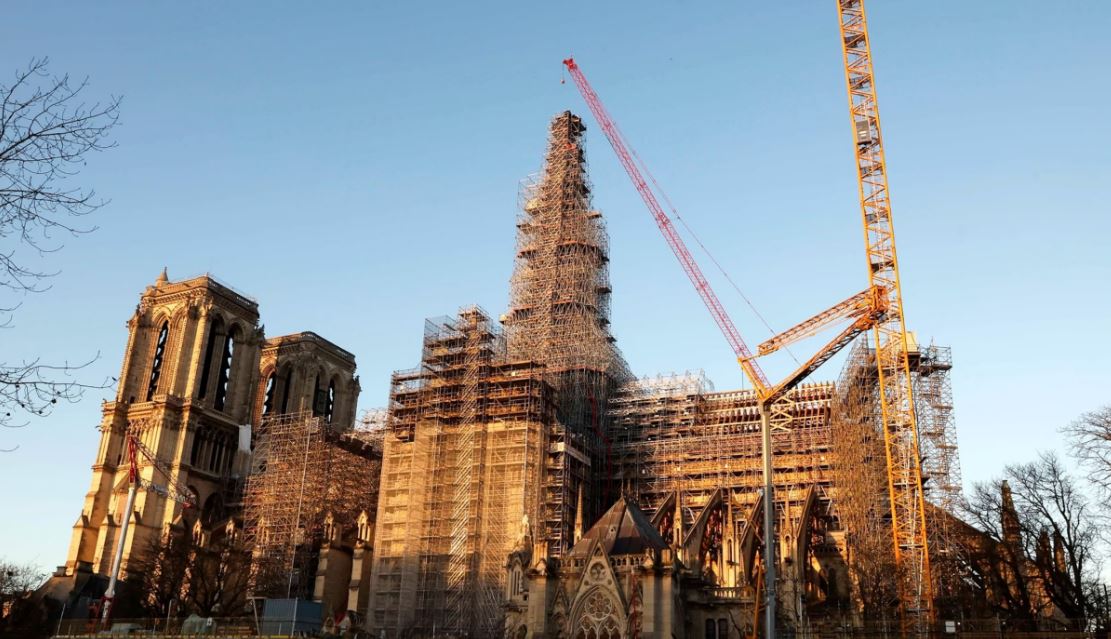Punimet po shkojnë drejt fundit, katedralja Notre Dame gati të rihapë dyert