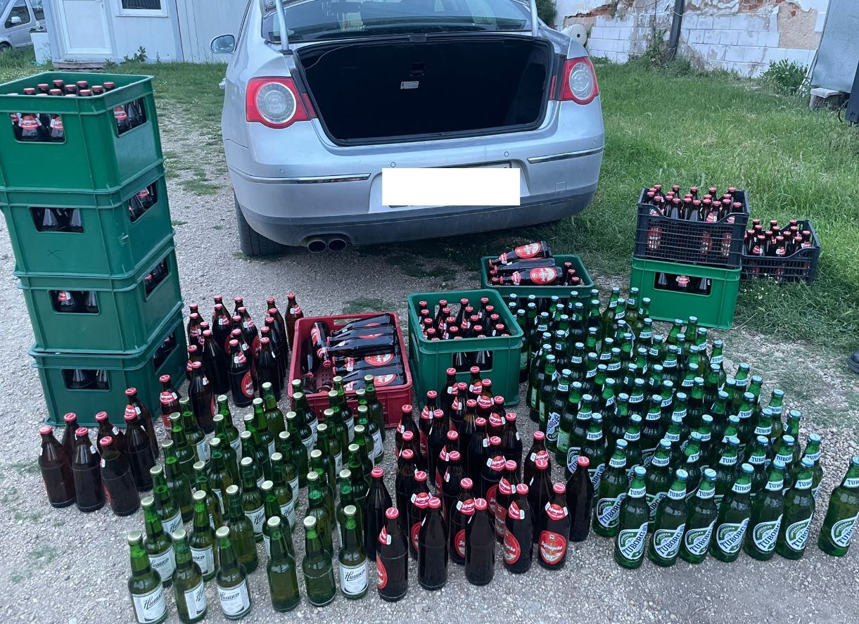 Tentoi të kontrabandonte mallra përmes kufirit me Serbinë, Dogana ia prish planin