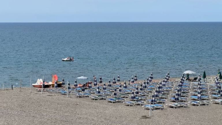 Foto ilustruese, plazhi i Velipojës