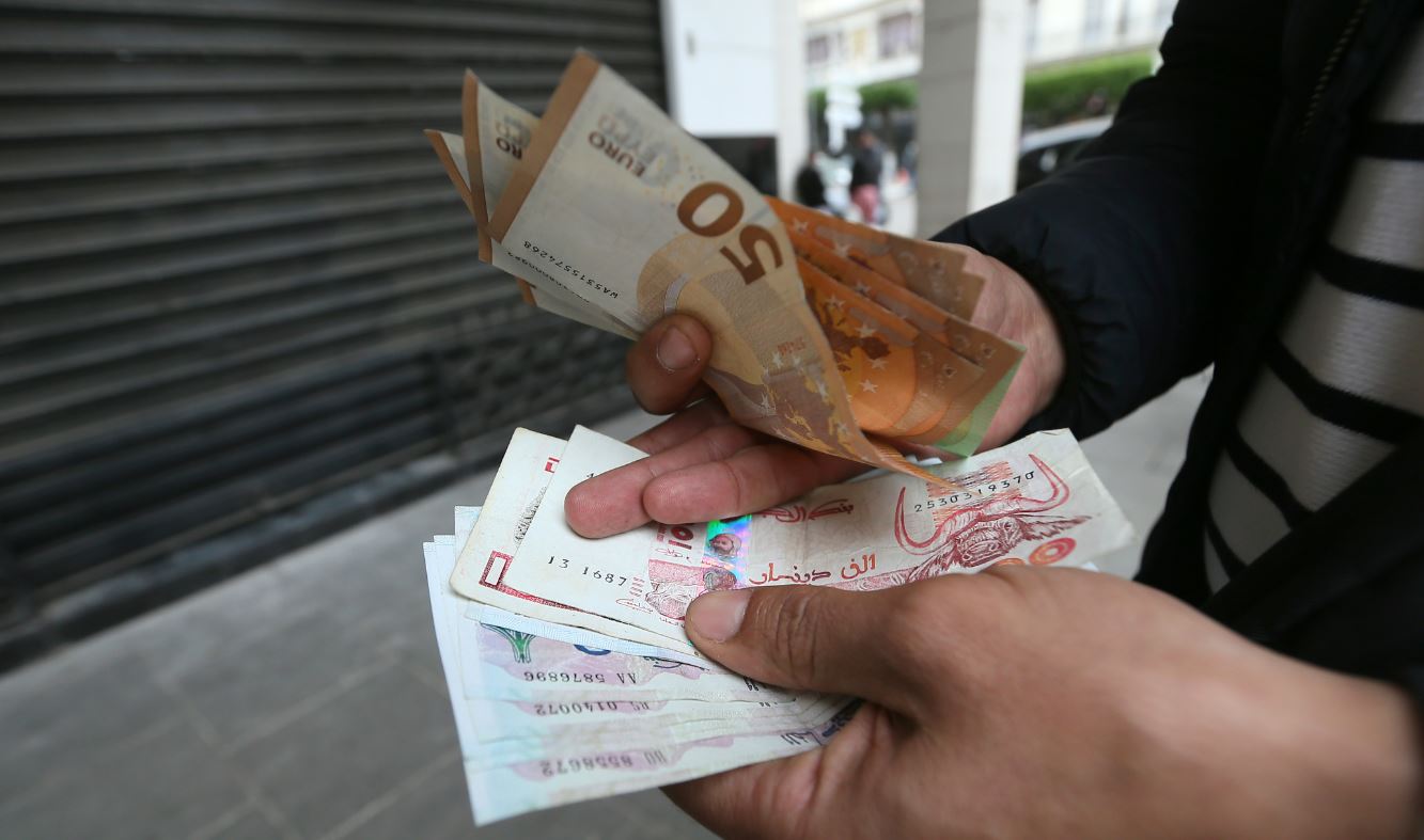 Euro, 13 pikë më e ulët se vitin e kaluar