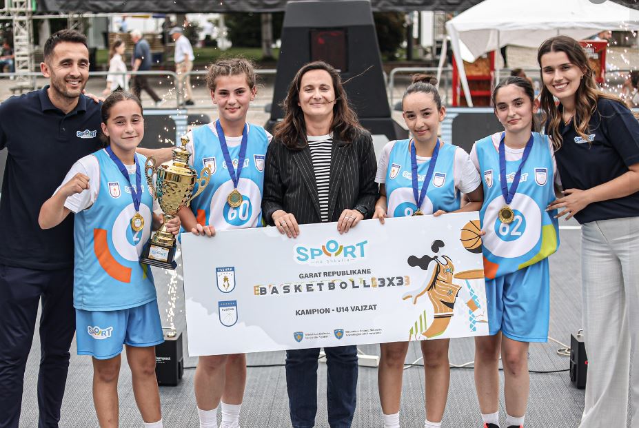 Kampionët e parë të Programit ‘Sport në Shkolla’