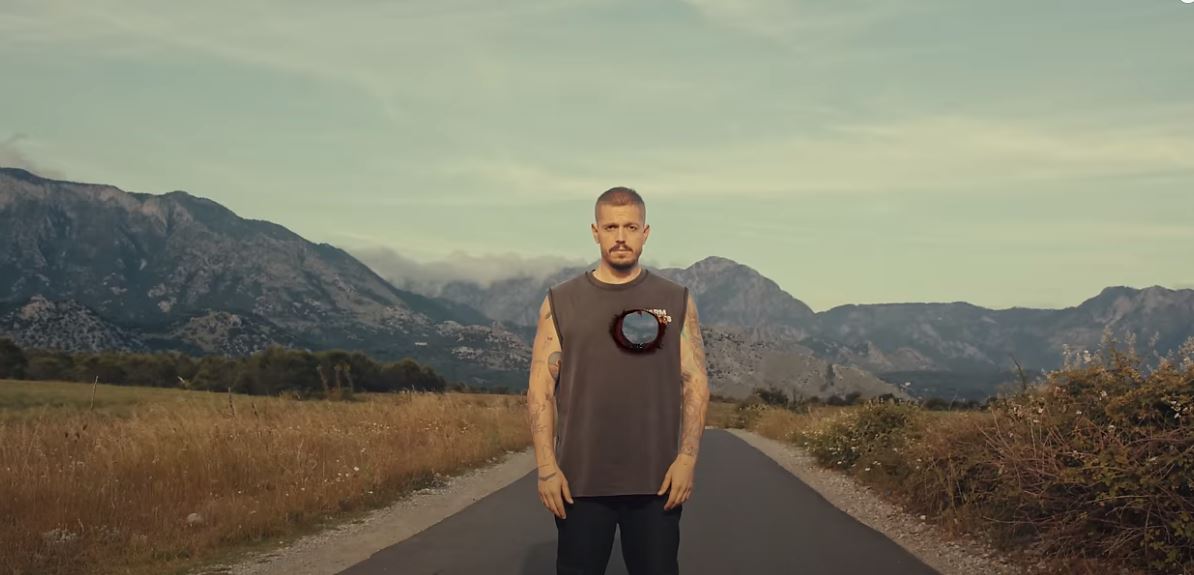 Elgit Doda vjen me një bashkëpunim bashkë me Emra Brah (VIDEO)